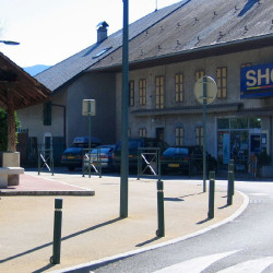 Borne de stationnement amovible, flexible et recyclable - Hospitalet