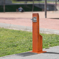 Fontaine de ville en composit végétal - Ges