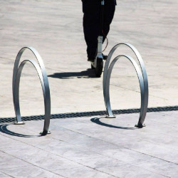 Arceau porte vélos design - Omega