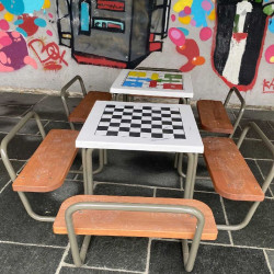 Table de jeux d'echecs