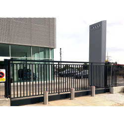 Borne escamotable automatique à télécommande et bandeau LED