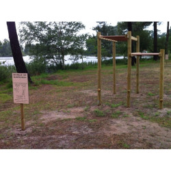 Echelles de suspension pour parcours sportif