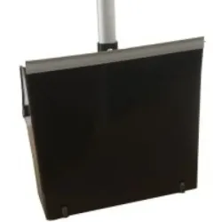 Pelle à déchets avec pince ergonomique 