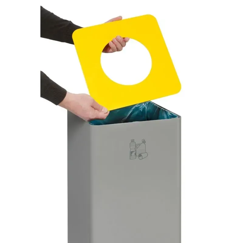 Poubelle de tri sélectif carré couvercle calibré de couleur