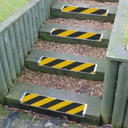 Nez de marche antidérapant alu à visser Heskins