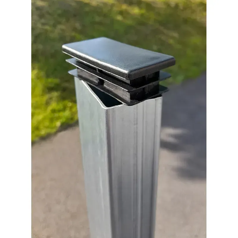 Capuchons en plastique pour poteaux 80 x 40