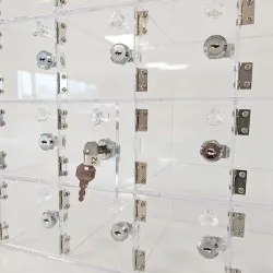 Casier transparent pour 20 smartphones