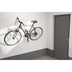 Crochet vélo mural fixation par la pédale