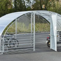 Abri fermé pour 6 à 12 vélos 
