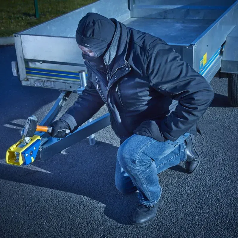 Mottez A073B - Antivol remorque avec cadenas caréné intégré