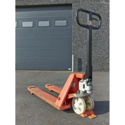 Cale roue pour transpalette