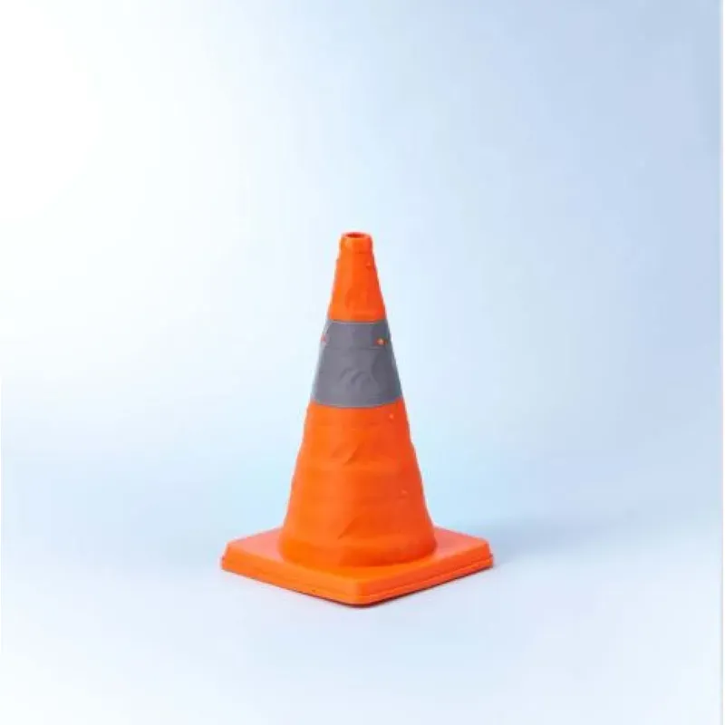 Cône rétractable de signalisation avec bande réfléchissante
