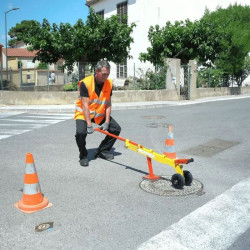 Liftplaq - Lève plaque d'égoût magnétique avec roues
