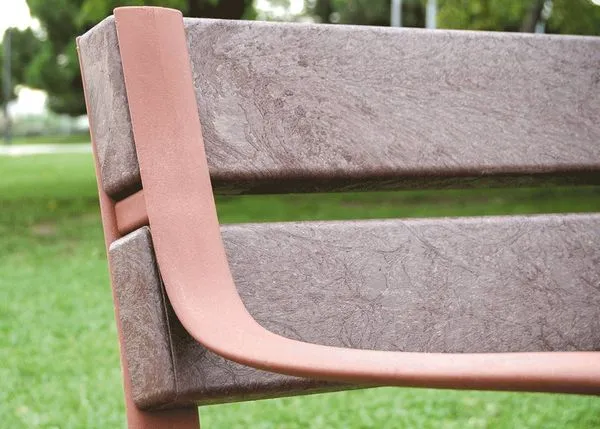 Plastique recyclé provenant de résidus urbains, industriels et domestiques